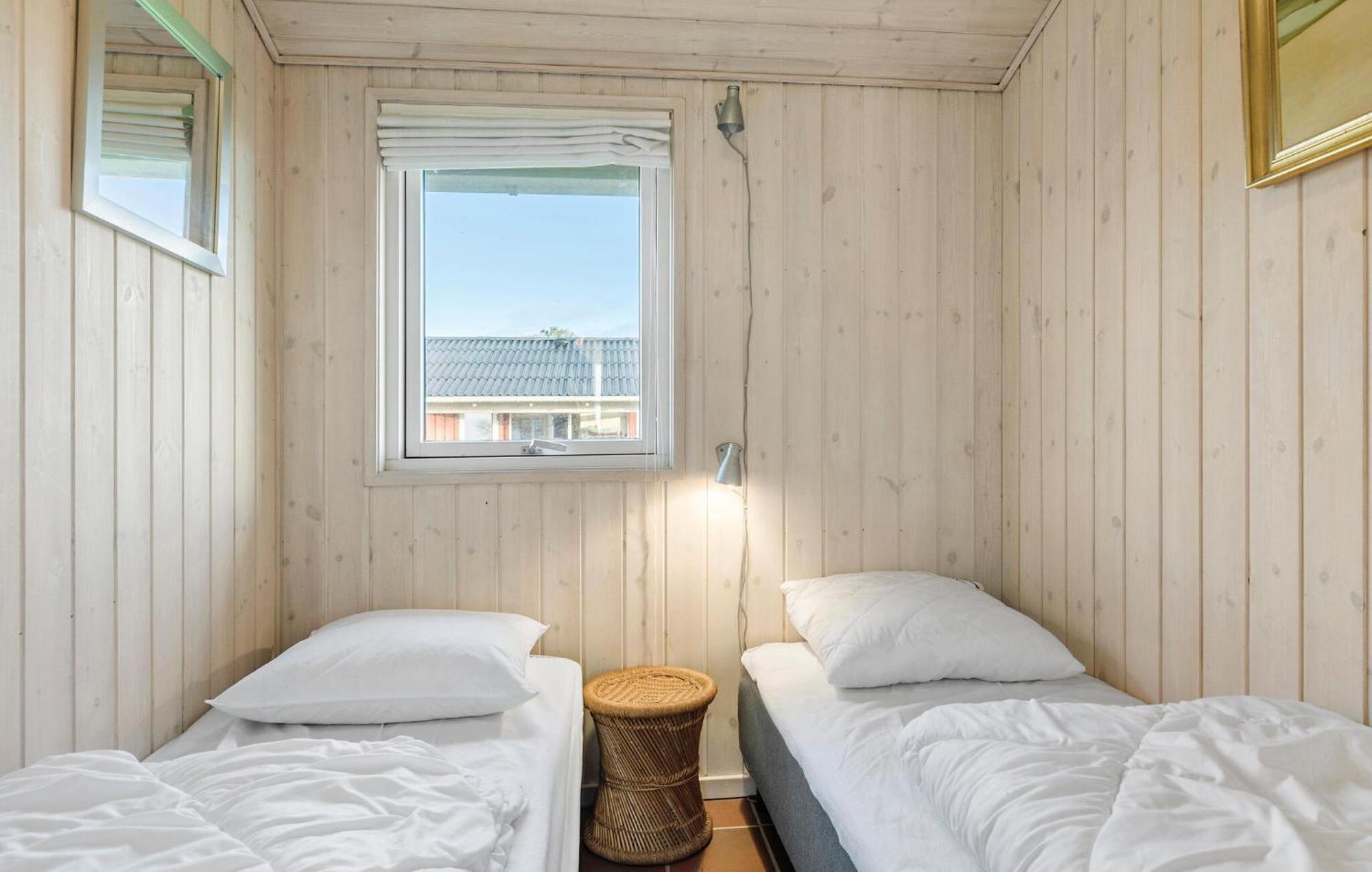 Stunning Home In Sydals With House Sea View Mommark Buitenkant foto