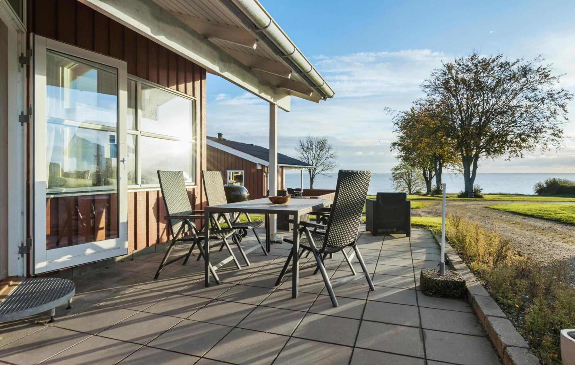 Stunning Home In Sydals With House Sea View Mommark Buitenkant foto